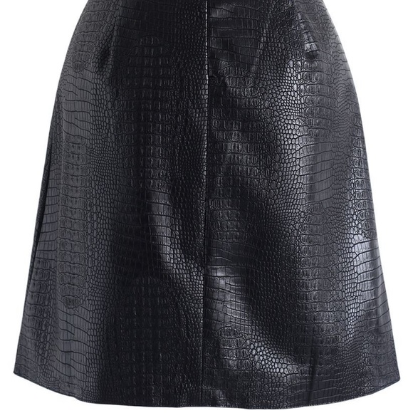 Chicwish Crocodile Print Faux Leather Skirt - Picture 2 of 5